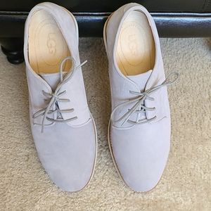 Mens shoes